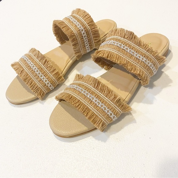 KAANAS Yassica Frayed Sandal - Picture 2 of 7